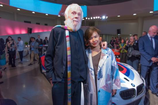 Kolekcijo BMW Art Car nadaljujeta umetnika Cao Fei in John Baldessari