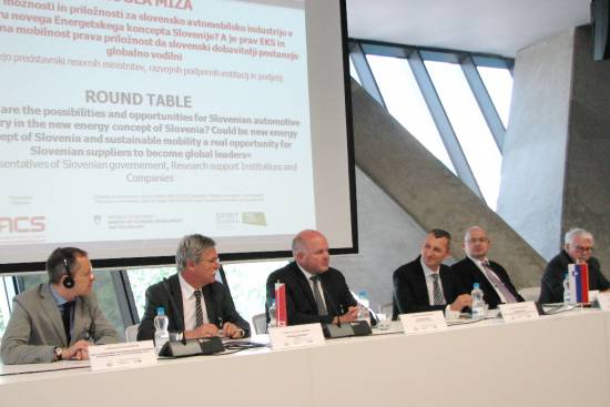 Razprava o izzivih za slovenske avtomobilske dobavitelje