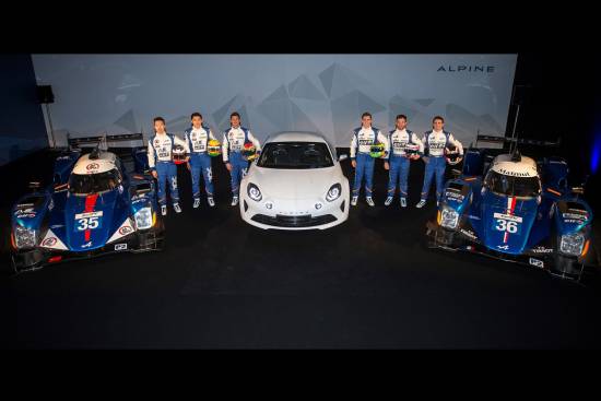 Alpine predstavila nova dirkalnika za letošnjo dirkalno sezono