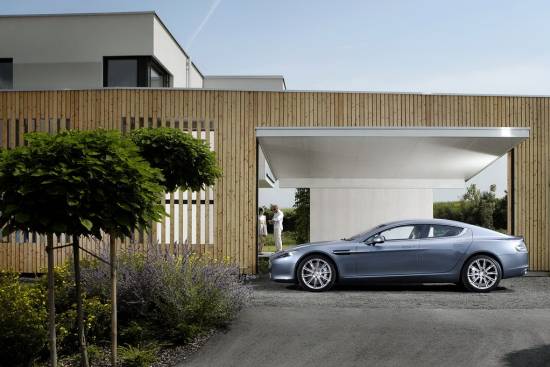 Aston martin rapide