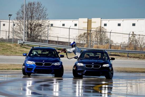 BMW je z novim M5 postavil dva ekstremna svetovna rekorda v driftu