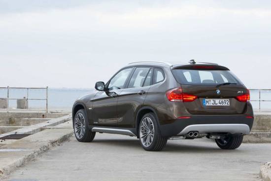 Skupina BMW v letu 2013 z novo rekordno prodajo vozil