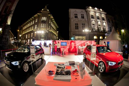 BMW atraktivno predstavil serijo 1 v centru Ljubljane