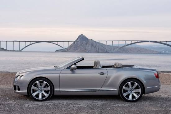 Bentley continental GTC za dobrodelne namene zbral 240.000 funtov