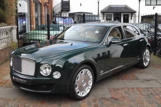 Naprodaj je bentley mulsanne britanske kraljce Elizabete II