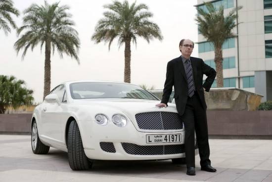 James Bond se bo vozil v bentleyu GT