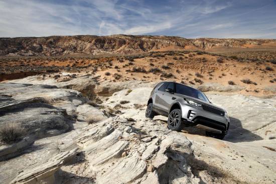 Land Rover razvija tehnologijo za avtonomno vožnjo po brezpotjih
