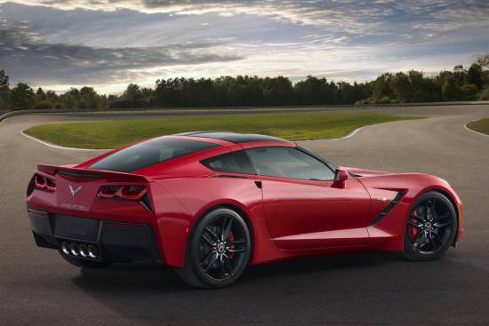 Prva nova corvette stingray prodana za 1 milijon dolarjev!