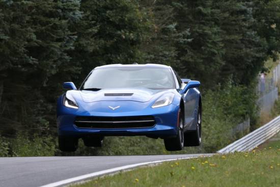 Na Nurburgringu testirajo in prilagajajo novo corvette za Evropo