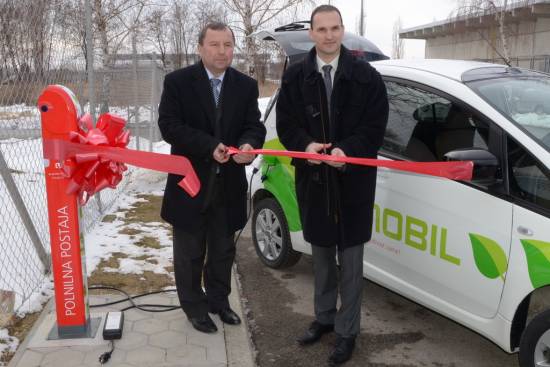 Polnilni postaji za električna vozila v Murski Soboti in Lendavi