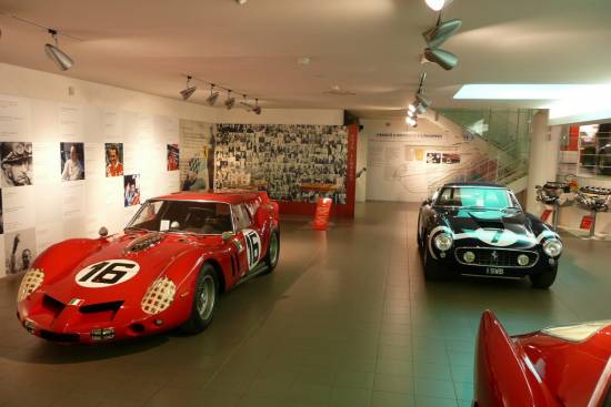 Ob 60-letnici 250 GT v Ferrarijevem muzeju razstavljajo dva posebna modela