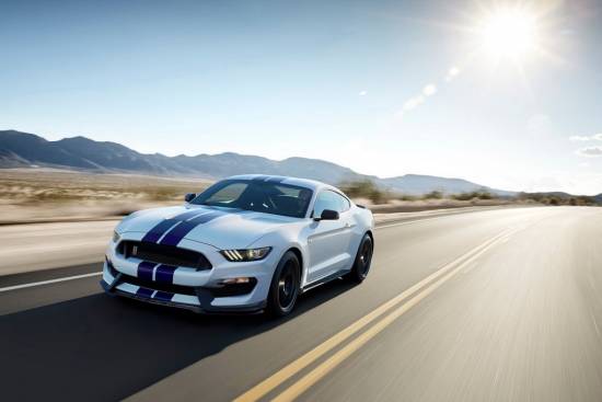 Shelby GT350 mustang
