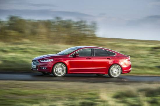 Forda mondeo AWD in mondeo hibrid – začetek prodaje