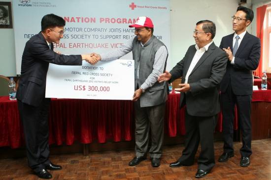 Hyundai je Nepalu po potresu namenil 300.000 dolarjev pomoči