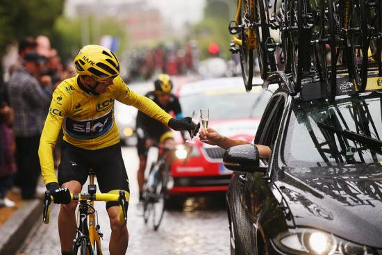 Jaguar in Team Sky slavita tretjo zmago na Tour de France