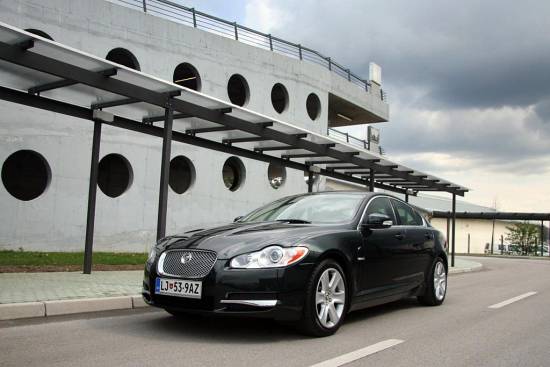 Jaguar XF