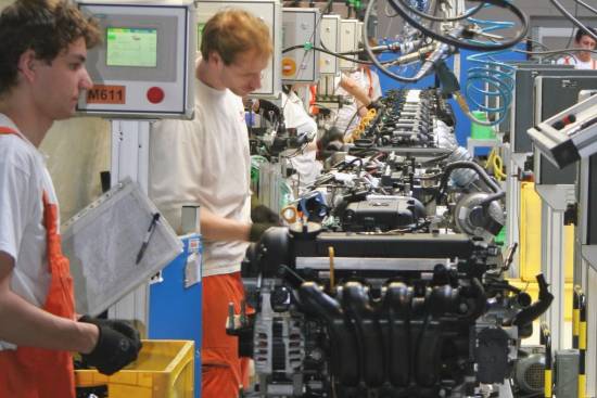 Kia povečuje proizvodnjo motorjev na Slovaškem