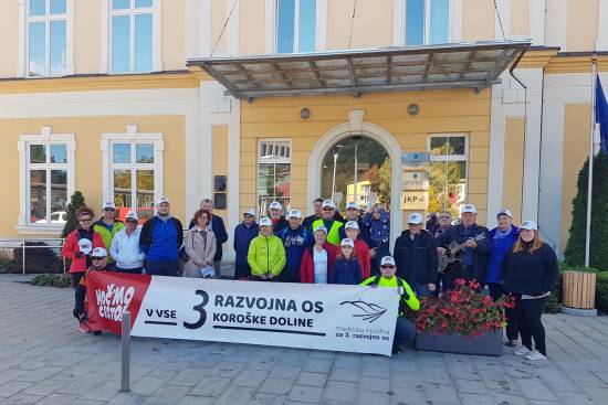 Korošci so s kolesarjenjem poudarili nujnost 3. razvojne osi