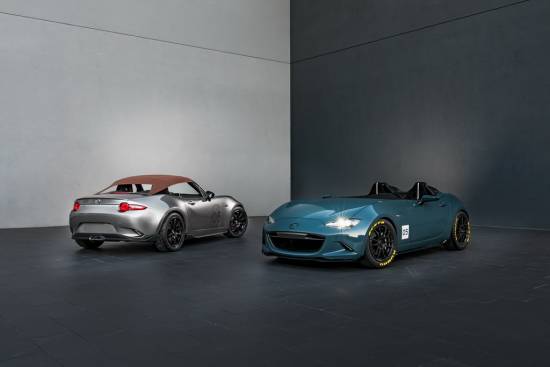 Mazdi MX-5 Spyder in MX-5 Speedster