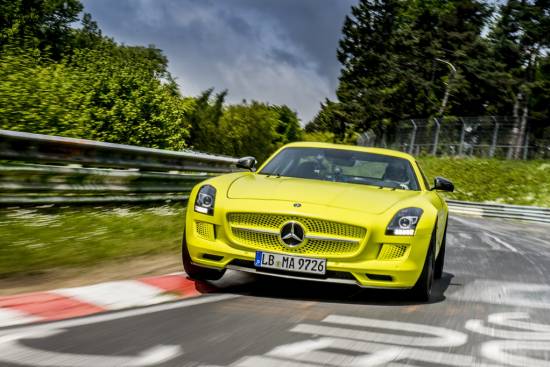 Električni mercedes SLS postavil nov rekord na Nordschleife