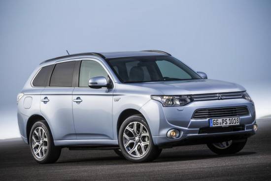 Začetek prodaje hibridnega mitsubishija outlanderja PHEV v Evropi