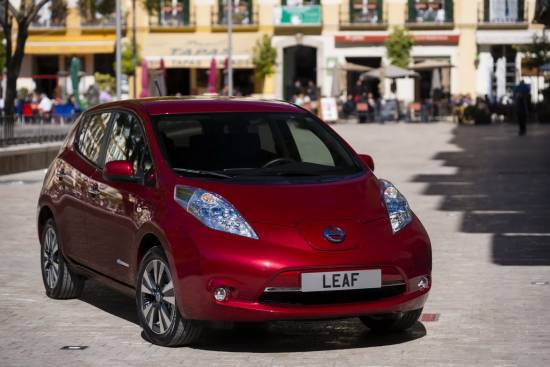 Renault-Nissan prodala že 100.000 električnih avtomobilov