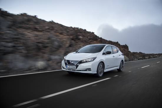 Novi nissan leaf prvo leto prodaje zaključuje kot vodilni električni avto v Evropi 