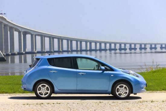 Nissan leaf je Svetovni avto leta 2011