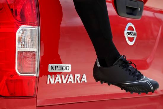 Nissan napoveduje novega igralca med pick-upi - Navaro NP300
