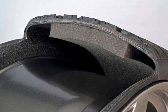 Nova rešitev za tihe pnevmatike in udobnejšo vožnjo