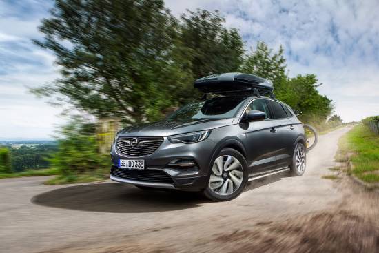 Opel grandland X  uvaja novi 1,5-litrski dizelski motor