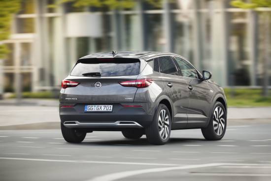 Opel grandland X  uvaja novi 1,5-litrski dizelski motor