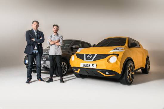 Nissan juke je dobil origami papirnato repliko v naravni velikosti