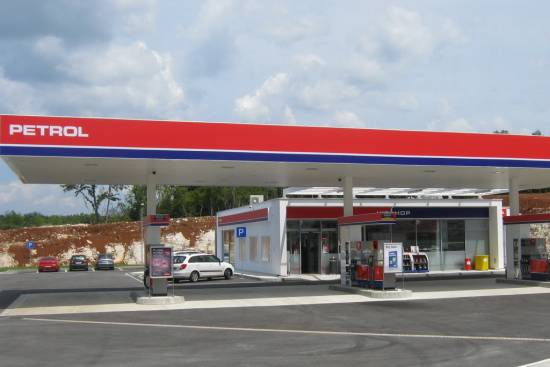 Petrol v Poreču odprl bencinski servis