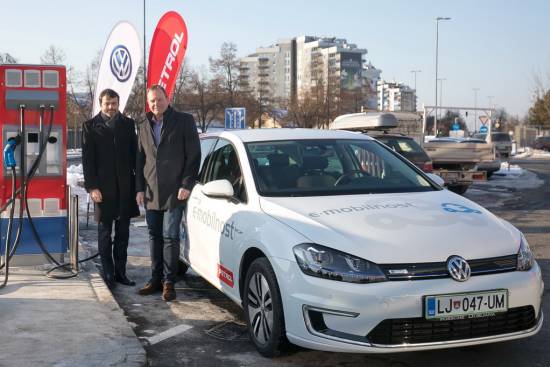 Petrol in Volkswagen sta odprla novo hitro električno polnilnico