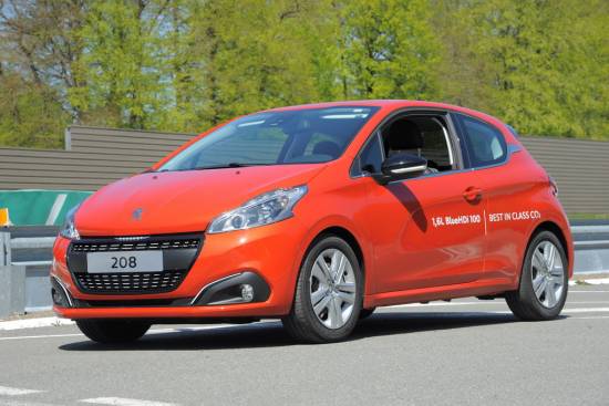 Serijski peugeot 208 BlueHDi dosegel rekord v porabi: 2,0 l/100 km