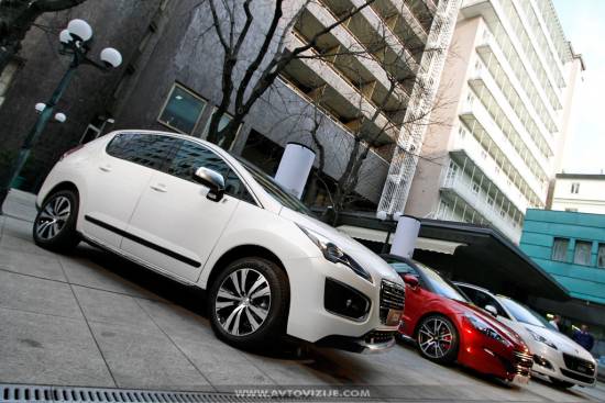 Peugeota 3008 in 3008 HYbrid4, prenova – slovenska predstavitev