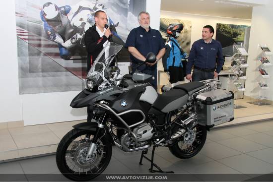 Predrag Trkulja z novim BMW motociklom