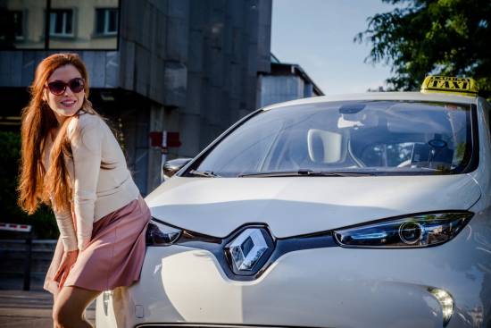 Renault v Ljubljani nudi brezplačen taksi z električnimi modeli ZOE