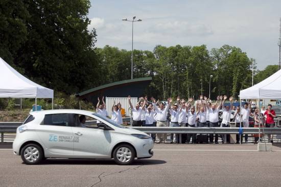 Električni renault zoe je dosegel svetovni rekord