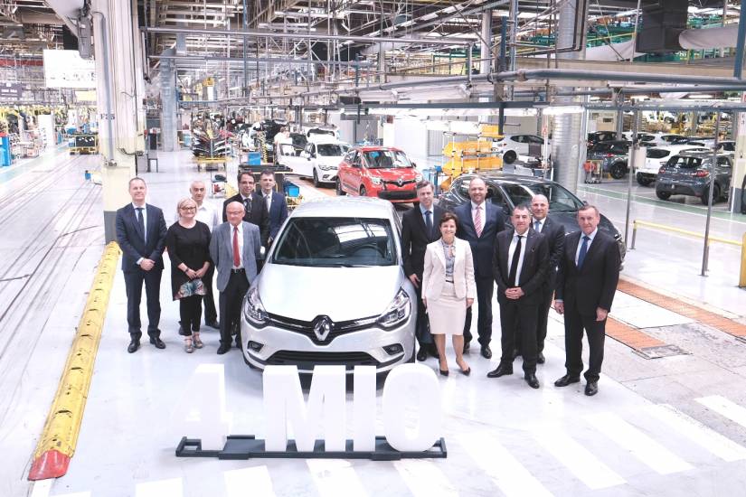 Revoz praznuje – izdelali so 4 milijone renaultov in gledajo v svetlo prihodnost