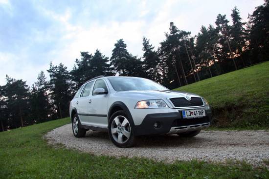 Škoda octavia scout 2,0 FSI