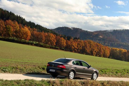 Škoda superb 2,0 TDI elegance