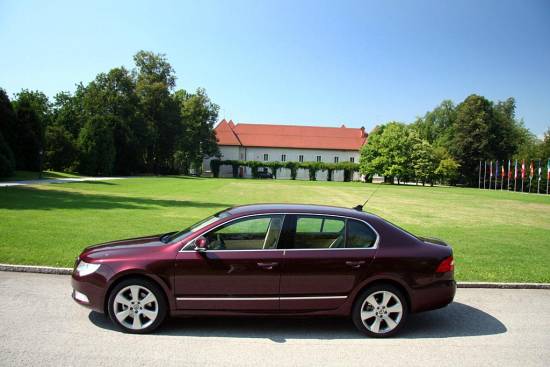 Škoda superb