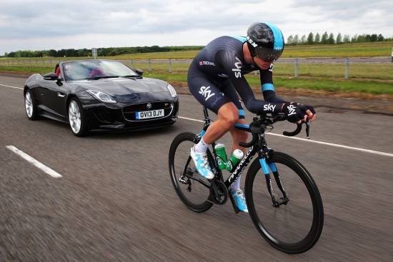 Jaguar še naprej podpira zmagovito kolesarsko ekipo Team Sky