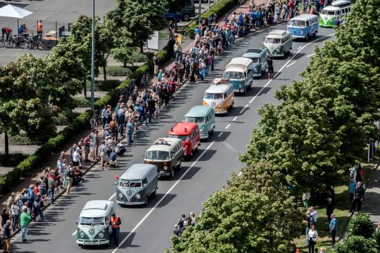 Celodnevna zabava za ljubitelje VW bullija je zaključila Bulli Summer Festival