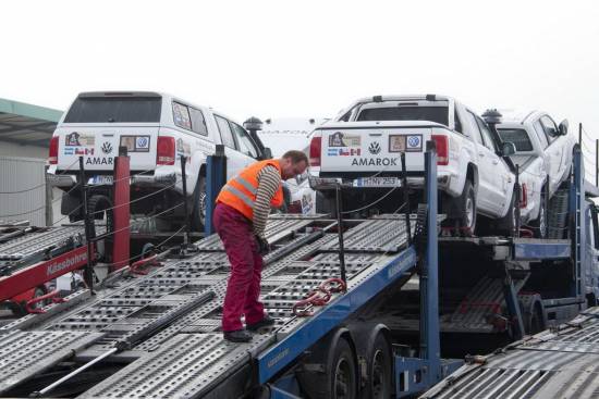 Volkswagen skrbi za transport na Rallyu Dakar