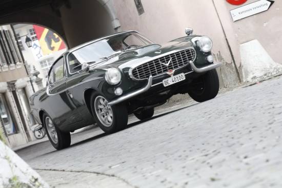 V Birminghamu volvo P1800 z motorjem Aston Martina