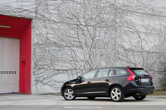 Volvo V60 D5 summum