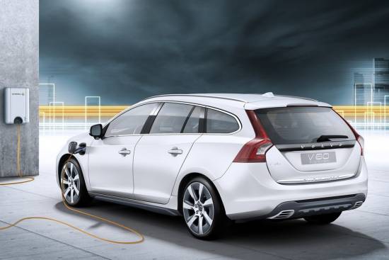 Razprodana prva serija volvo V60 plug-in hybrid